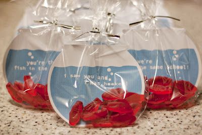 Gummy Fish, Diy Essentials, Swedish Fish, בר מצווה, Valentines School, Valentine Love, My Funny Valentine, Groundhog Day, Valentine Treats