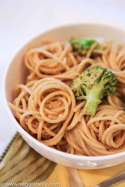 Stupidly easy peanut noodles. Peanut Butter Pasta, Peanut Noodles Recipe, Easy Peanut Sauce, Butter Pasta, Peanut Noodles, Buttered Noodles, Noodles Recipe, Red Sauce, Noodle Recipes