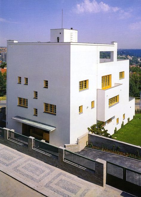 Villa Muller, Adolf Loos, Houses Architecture, Nouveau Architecture, Walter Gropius, Art Deco Buildings, Plans Modern, Education Architecture, Unique Houses