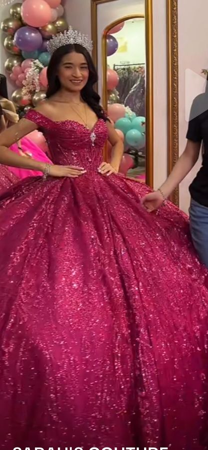 Fusia Pink Quince Dress, Magenta Quinceanera Dresses, Quince Inspiration, Quince Hair, Quincenera Dresses, Quinceañera Dresses, Pink Quince, Quinceanera Planning, Quinceñera Dresses