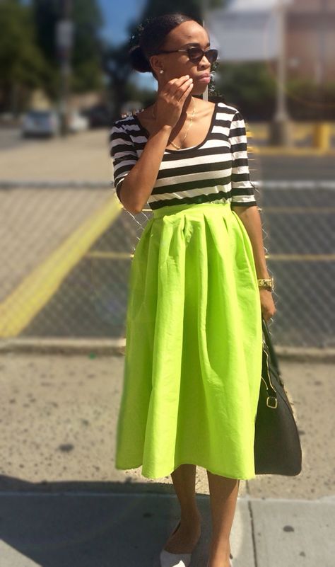 Lime Green Midi Skirt Outfit, Lime Green Skirt Outfit, Green Midi Skirt Outfit, Green Maxi Skirt Outfit, Bold Colors Outfits, Striped Skirt Outfit, Bali Outfits, Lime Green Outfits, Green Skirt Outfits