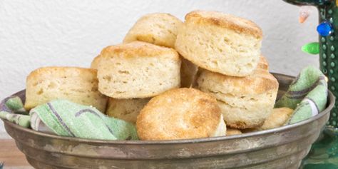 Masa Biscuits, Easy Buttermilk Biscuits, Buttermilk Biscuits Easy, Side Items, Biscuits Recipe, Buttermilk Biscuits, Quick Breads, Family Dinners, Breakfast Food