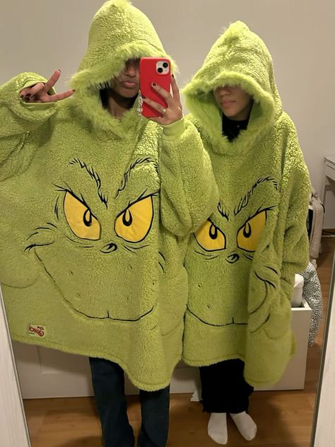 Matching Grinch Pajamas, Grinch Pyjamas, Couple Clothes Matching Outfits, Grinch Pjs, Cute Christmas Pjs, Grinch Outfit, Christmas Pjs Matching, Best Ugly Christmas Sweaters, Ugly Christmas Sweater Ideas