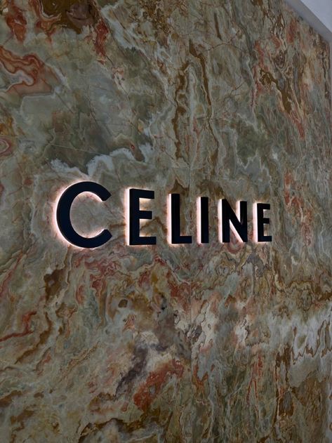 Celine Fashion, Money Cant Buy Happiness, Hipster Wallpaper, Designer Drapes, Luxury Store, Luxury Life, Shopping Hacks, Brand You, Go Shopping