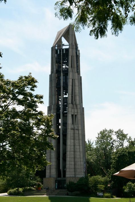 Moser Tower in Naperville Illinois River Walk California Zephyr, Illinois River, Naperville Illinois, Chi Town, River Walk, Grandchildren, Travel Usa, Lifestyle Blog, Places To Travel