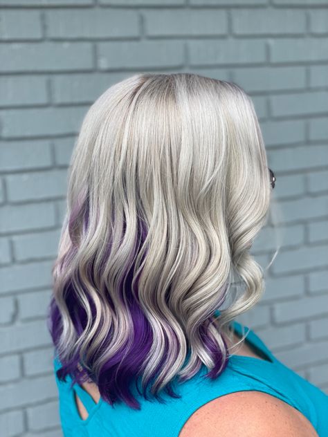 Icy Blonde With Purple Peekaboo, Platinum Blonde Hair With Purple Streaks, Icy Purple Hair, Platinum Blonde Hair With Purple, Blonde With Purple Underneath, Hair With Purple Underneath, Blonde Hair With Purple Underneath, Blonde Hair With Purple Streaks, Blonde With Purple