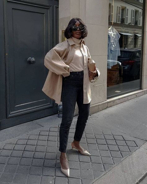 Skinny Jeans Won't Die in 2021—7 Trendy Outfits Worth Trying Cream Leather Shacket Outfit, Winter In Barcelona Outfit, Spanish Fashion Women Street Style, Cream Shacket Outfit Women, Tan Shacket Outfit, Shaket Outfits For Women, Grey Shacket Outfit, Cream Shacket Outfit, White Shacket Outfit