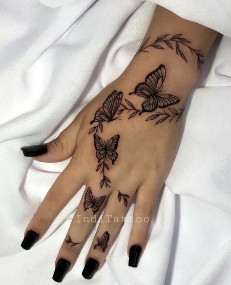 Ideas Tatuajes Mujer, 42 Tattoo, Butterfly Hand Tattoo, Cute Hand Tattoos, Hand And Finger Tattoos, Pretty Hand Tattoos, Butterfly Tattoos For Women, Tattoos For Women Flowers, Inspiration Tattoos