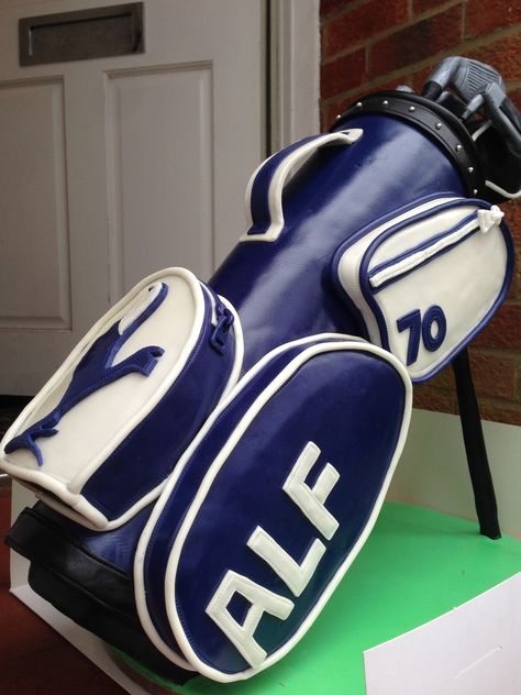 Golf Bag Cake, Mini Golf Party, Jake Cake, Golf Birthday Cakes, Golf Cake, Cake Photos, Golf Party, Cake Stuff, Golf Birthday