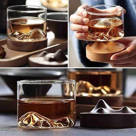 Drink Glass Design, Glass Crockery Unit, Glass Crockery, Cafe Accessories, Whisky Packaging, Whiskey Cup, Fancy Ice, Glass Aesthetic, Whisky Set