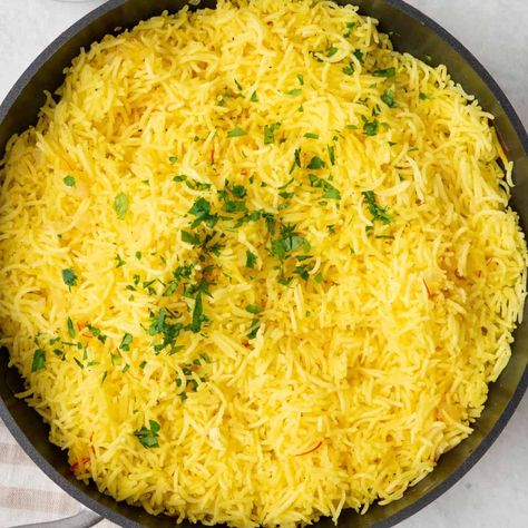 Saffron Rice - Feel Good Foodie Saffron Rice In Rice Cooker, Saffron Rice Recipe, Feel Good Foodie, Rice With Chicken, Saffron Rice, Saffron Threads, Yellow Rice, Calorie Recipes, Long Grain Rice