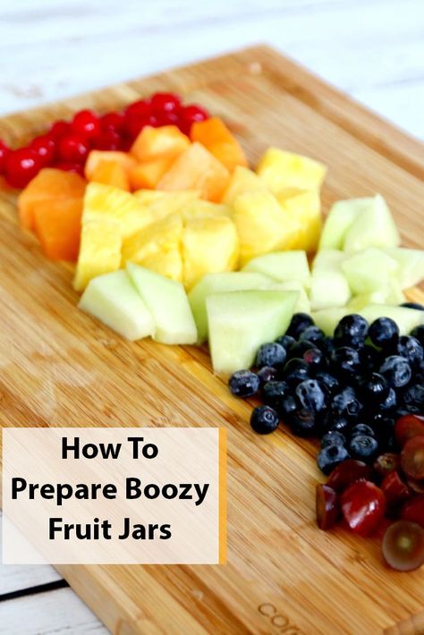 Fruit With Alcohol Recipes, Vodka Soaked Fruit, Alcohol Infused Fruit, Alcohol Soaked Fruit, Boozy Fruit, Alcohol Fruit, Boozy Ice Pops, Fruit Jars, Night With Friends