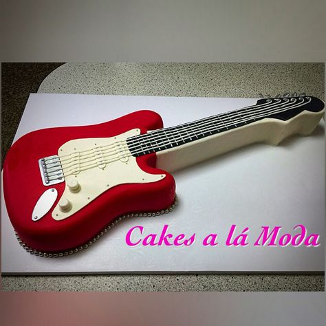 Fondant guitar cake. Guitar Cake Design, Fondant Guitar, Music Cake Ideas, Music Cake, Guitar Cake, Candy Birthday Cakes, Candy Birthday, Cake Photos, Wedding Cake Photos