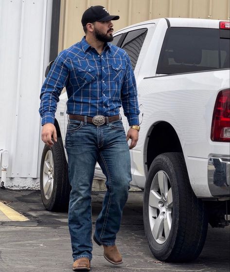 Country Western Outfits Men, Farmer Aesthetic Man, Southern Men Outfits, Mens Cowboy Boots Outfit, Country Boy Outfits, Cowboy Outfit For Men, Summer Cowboy, Mode Country, Dapper Gentleman Style