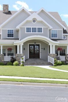 Beautiful Exterior Home Design Trends Exterior House Colors With Light Grey Roof, Light Grey Exterior House Colors, Grey Exterior House Colors, Gray House Exterior, Shake Shingle, Cedar Shake, House Paint Color Combination, Gray House, Entry Ideas