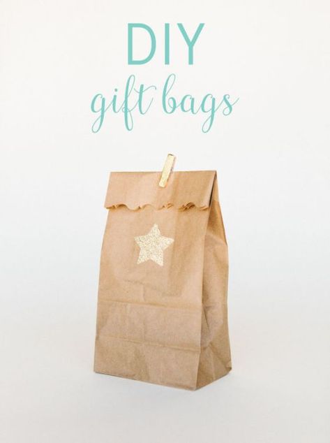 Don't toss out the brown bag paper. Here are 11 nifty ways to reuse them Brown Bag Gift, Diy Goodie Bags, Paper Bag Wrapping, Diy Lunch Bag, How To Make A Gift Bag, Cheap Gift Bags, Brown Bag Lunch, Brown Paper Lunch Bags, Paper Lunch Bags