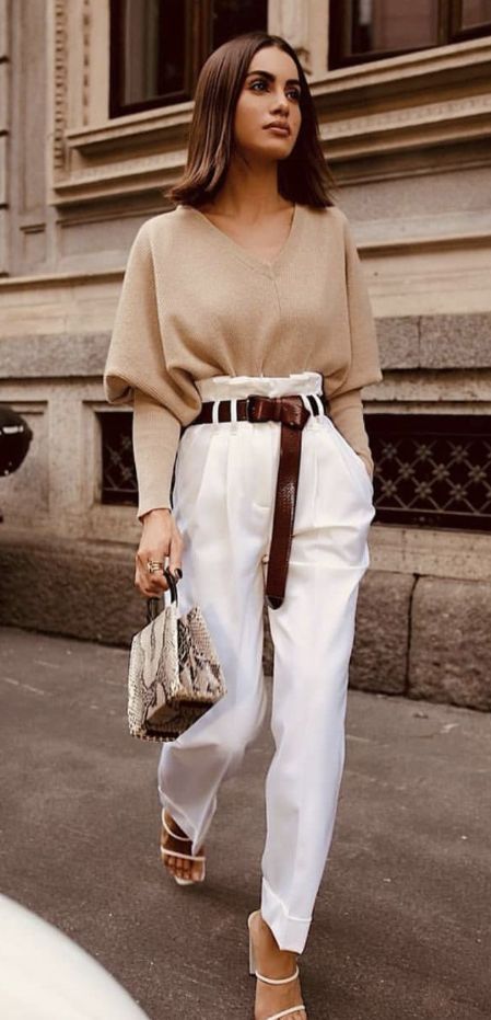 Gaun Abad Pertengahan, Siargao, Mode Inspo, Trend Fashion, Business Casual Outfits, Mode Inspiration, White Pants, Looks Vintage, Elegant Outfit