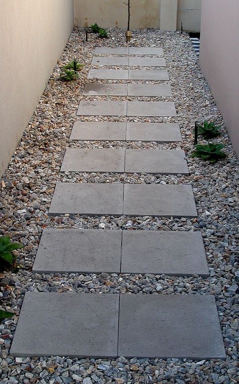 Earnings Bloom in Your Garden: Home Decor Miracles home outfit Rock Walkway, Stamped Concrete Walkway, Drawing Bts, Stepping Stone Walkways, Walkway Design, Symbol Drawing, Concrete Walkway, Pathway Landscaping, Paver Walkway