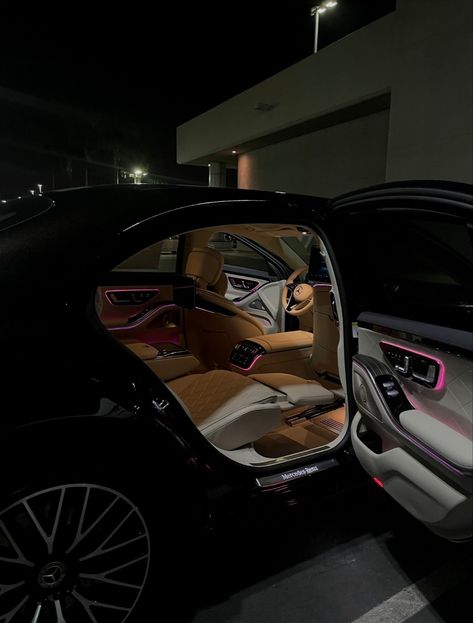 Luxury Cars Mercedes Benz, Cars Mercedes Benz, Luxury Cars Mercedes, Rich Cars, Cars Mercedes, Luxury Car Interior, Dream Cars Jeep, Rich Lifestyle, Luxury Lifestyle Dreams