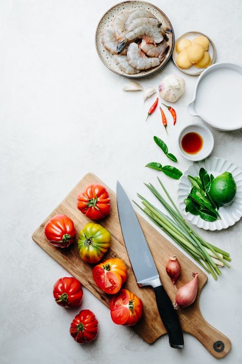 Thai tomato gazpacho - Beyond Sweet and Savory Water Ads, Food Background Wallpapers, Tomato Snacks, Royal Prestige, Tomato Gazpacho, Ingredients Photography, Micro Herbs, Artichoke Soup, Kitchen Background