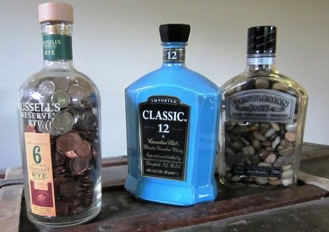 Cool Craft Ideas For Adults - Whiskey Bottles Empty Whiskey Bottle Ideas, Disaronno Bottle Craft, Liquor Bottles Crafts, Whiskey Bottle Crafts, Cool Craft Ideas, Old Liquor Bottles, Repurposed Bottles, Empty Liquor Bottles, Bottles Craft