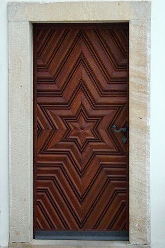 Modern Wooden Doors, Wooden Door Design, Door Design Modern, Cool Doors, Door Design Interior, Main Door Design, Modern Door, Old Door, Brno