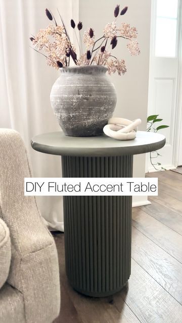 Fluted Desk Diy, Diy Fluted Side Table, Fluted Table, Cheap Table, Diy Side Table, Round Accent Table, Concrete Forms, Diy Ikea Hacks, Instagram Diy