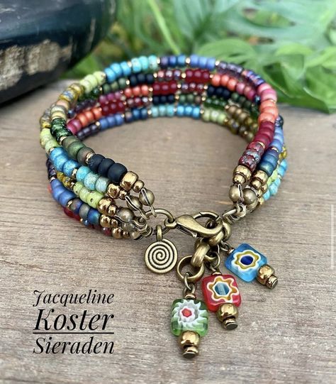 Jewelry 101, Hippie Bracelet, Diy Jewelry Rings, Bracelet Miyuki, Diy Bracelet Designs, Beads Bracelet Design, Handmade Jewelry Tutorials, Bohemian Bracelets, Homemade Jewelry