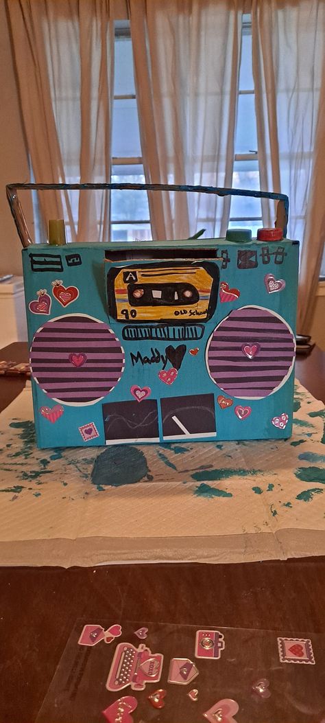 Boom Box Valentines Boxes, Boom Box Diy, Valentines Day Box, Valentine Day Boxes, Boom Box, Valentine Projects, 80s Party, Valentine Ideas, Valentine Box