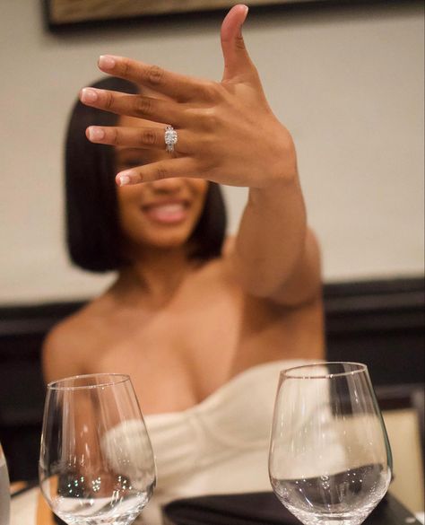 Black People Weddings, Engagement Pictures Poses, Cute Engagement Rings, Black Engagement Ring, Black Love Couples, Dear Future Husband, Dream Engagement, Future Bride, Future Lifestyle