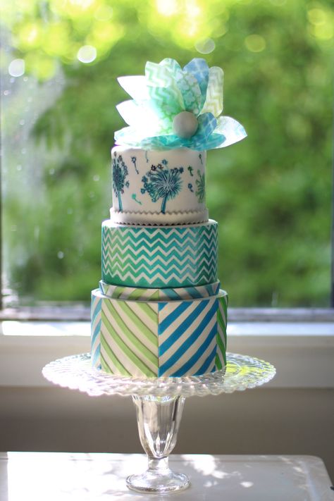 Chevron Cakes, Teal Cake, Geometric Cake, Wafer Paper Flowers, Wafer Paper Cake, Cake Molds, Modeling Chocolate, Gorgeous Wedding Cake, Wafer Paper