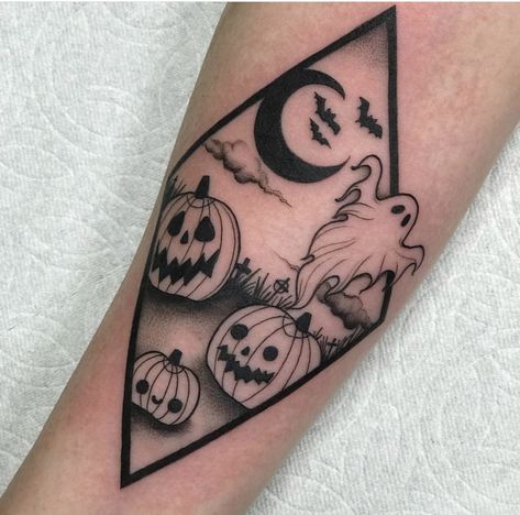 Tattoo Finder, Cute Halloween Tattoos, Tier Tattoo, Ghost Tattoo, Tattoos Geometric, Creepy Tattoos, Disney Tattoo, Spooky Tattoos, Friendship Tattoos