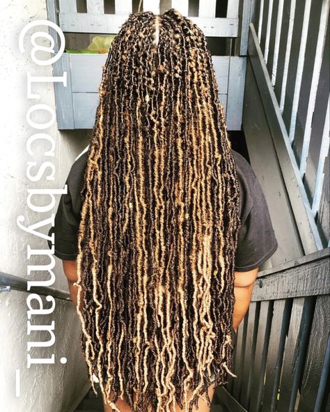 Butterfly Loca, Locs Brown, Bohemian Goddess Braids, Melanin Hairstyles, 19 Birthday, Braid Videos, Soft Locs, Summer Braids, Sleek Ponytail Hairstyles