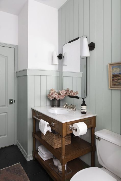 English Cottage Bathroom, Modern English Cottage, Cottage Style Bathrooms, Guest Bathroom Renovation, Modern Cottage Style, Cottage Bathroom, Modern English, Downstairs Bathroom, Modern Cottage