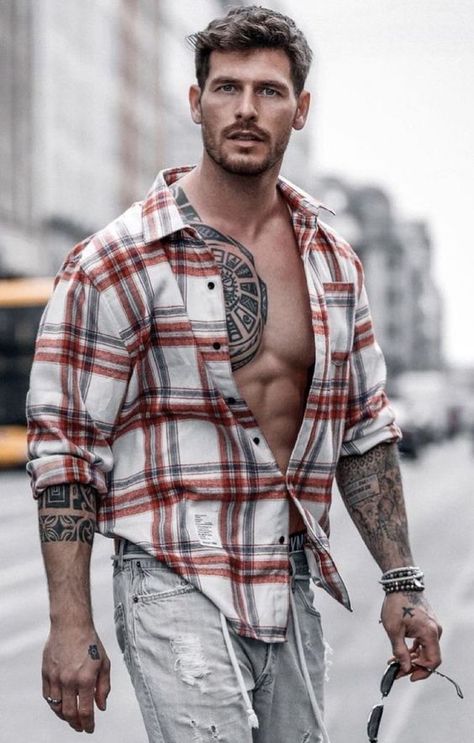 Angelo Carlucci, Dude Clothes, Hunks Men, Bracelet Heart, Plaid Shirt Men, Fitness Bracelet, Attractive Guys, Heart Rate Monitor, Black Men Fashion