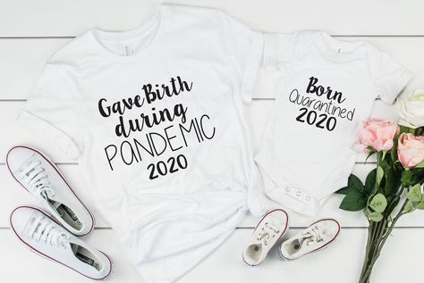 Delivery Pictures, Mommy Shirt, Mommy Shirts, Maternity Shirt, New Mommy, Mommy And Me Outfits, Mama Shirts, Pregnancy Reveal, Pregnancy Reveals