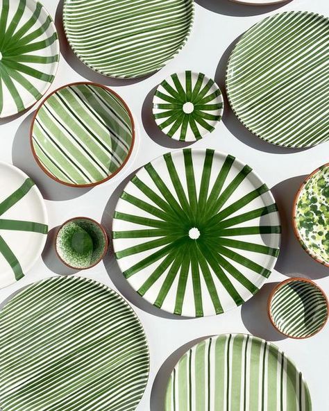 Casa Cubista on Instagram: "We’re all in on green. #madeinportugal #casacubista" Pottery Instagram, Ceramics Bowls Designs, Painted Ceramic Plates, Painted Pots Diy, Green Plates, Green Inspiration, Green Pottery, Pottery Handbuilding, Check Design