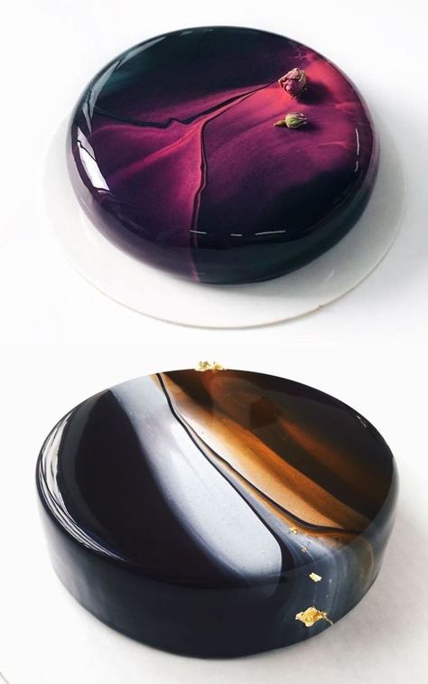 Confectioner Ksenia Penkina has taken the internet by storm with her mirror glazed mousse cakes that are too perfect to dig your fork in. They are unbelievably shiny that one could actually see their reflection in the mirrored surface, which obviously makes you stare at them all day long. Mirror Cakes, Cake Mirror, Minuman Starbucks, Cake Unique, Chocolate Hazelnut Cake, Glaze Cake, Mousse Cakes, Decorating Wedding, Mirror Glaze Cake