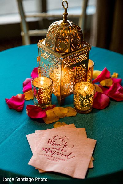 Personalized indian wedding decor Indian Wedding Centerpieces, Arabian Nights Theme Party, Indian Party Themes, Table Decor Inspiration, Indian Wedding Deco, Arabian Party, Arabian Nights Theme, Arabian Nights Party, Indian Table