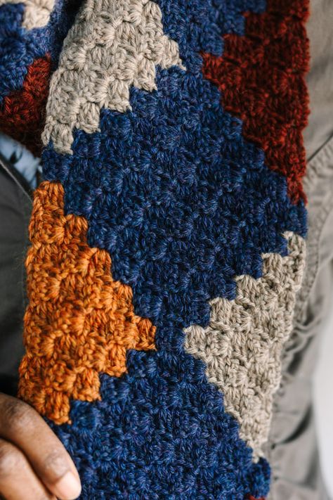 Delani Diamond C2C Scarf - I Like Crochet Corner To Corner Crochet Scarf, C2c Scarf Crochet Free Pattern, C2c Scarf, How To Make Tassels, Corner To Corner Crochet, Crochet Shawls, C2c Crochet, Yarn Tail, Scarf Crochet Pattern