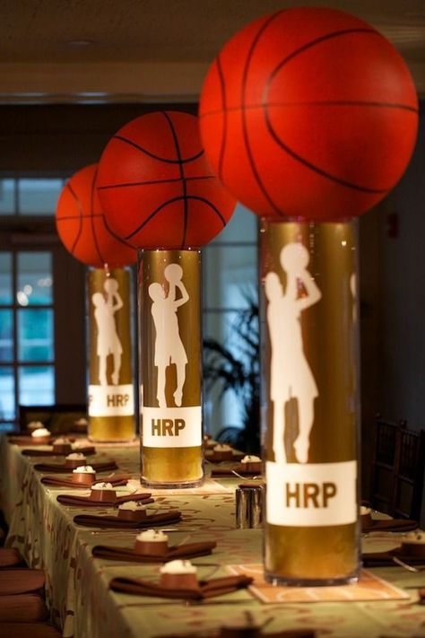 Love these amazing basketball centerpieces Basketball Centerpieces, Casa Rock, Basketball Banquet, Basketball Bar Mitzvah, Sports Centerpieces, March Madness Parties, Bar Mitzvah Centerpieces, Mitzvah Centerpieces, Bar Mitzvah Themes