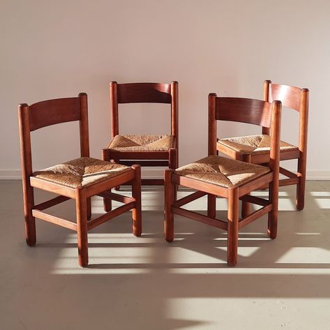 Playroom Inspiration, Wooden Dining Chairs, Chair Design, Vintage Design, Vintage Designs, Rush, Dining Chairs, 1970s, Dream Home