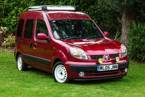 Renault Kangoo Microcamper - Freshly Converted | Quirky Campers Renault Kangoo Camper, Campervans For Sale, Kangoo Camper, Quirky Campers, Fan Vent, Large Fridge, Campervan Hire, Micro Camper, Modular Unit