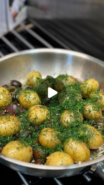 Sofia Misabishvili on Instagram: "Pan roasted garlic mushroom and baby potatoes 

A buttery dish of pan-roasted Garlic Mushroom and Baby Potatoes with dill. So simple and very easy to make with elegant results that make for a delicious side or appetizer.

Ingredients:

-Mushrooms
-Baby potatoes
-Olive oil
-butter
-Fresh dill
-Garlic
-Salt to taste
-Red pepper flakes, optional

☝️Place the potatoes in a large pot and cover with salted water. 
Cook until half cooked. Do not overcook the potatoes so that they retain their beautiful shape and do not fall apart.

Potatoes 
Mushroom 
Reels recipe
Video recipe
Easy recipe
Vegetarian recipe" Easy Recipe Vegetarian, Potatoes With Dill, Dill Potatoes, Olive Oil Butter, Mini Potatoes, Recipe Vegetarian, Garlic Mushrooms, Mushroom And Onions, Vegetarian Recipe