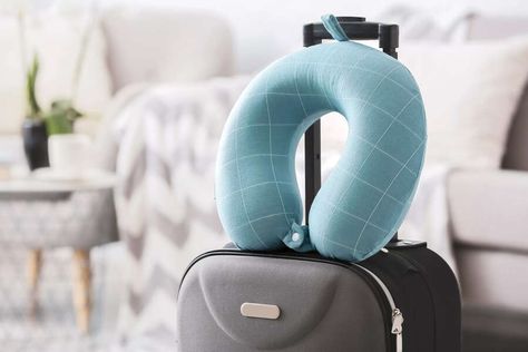 From memory foam to inflatable neck pillows, here are the best travel pillows that will help you relax during your trip. Long Haul Flight Tips, Long Haul Flight Essentials, Best Neck Pillow, Neck Pillows, Travel Pillows, Neck Support Pillow, Long Car Rides, Long Haul Flight, Neck Pillow Travel