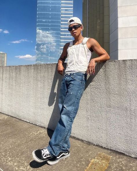 ASOS MAN on Instagram: "Styling out the summer 😎 Vans Old Skool trainers [117686260], As Seen On @oh_anthonio [he/him]" Vans Old Skool Outfit Men, Vans Old Skool Outfit, Vans Old Skool Style, Vans Old School, Asos Men, Mens Vans, Vans Old Skool, Old Skool, Mens Summer