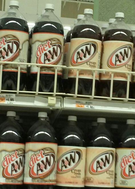 A&W Rootbeer Rootbeer Aesthetic, Aw Rootbeer Tags, Root Beer Aesthetic, Sister Aesthetic, United Sodas Of America, Bbq Potluck, Retro Room Ideas, A&w Root Beer Float, Beer Girl