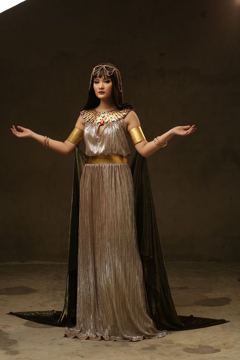 Egypt Culture Clothes, Egyptian Culture Clothing, Egypt Look, Ancient Egyptian Dress, Egyptian Queen Costume, Egypt Party, Egypt Dress, Egyptian Goddess Costume, Egyptian Outfit