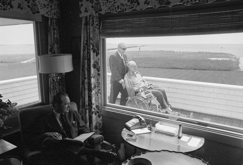 Hyannis Port, Cape Cod Home, Family Compound, Barbara Walters, Irish Catholic, Jackie Onassis, Cape Cod House, Historic Preservation, Life Magazine