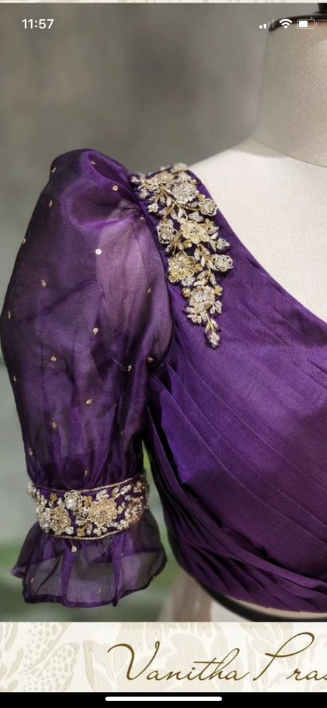 One Side Maggam Work Blouse, Trendy Back Designs For Blouse, Fancy Silk Saree Blouse Designs, Latest New Patterns Blouse Designs For Silk Sarees, Bride Blouse Back Neck Designs, Fancy Sarees Blouse Models, Simple Fancy Saree Blouse Designs, Blouse Designs For College Students, Lehnga Blouse Sleeves Design Latest